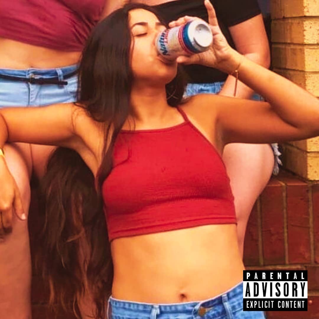 Dropping my first single of the year 🚨

"La Vida es Buena" drops March 8th. It means "Life is Good" in Spanish💃🏻

🎹 &amp; 🎛: <a href="/bauckz/">Renegade Bauckz</a> 

🎨: <a href="/Magikroyale/">Philip Bande</a>

S/o to <a href="/brackNmild/">Brack</a> for letting me use her picture. The picture looks like life is good 😁😂