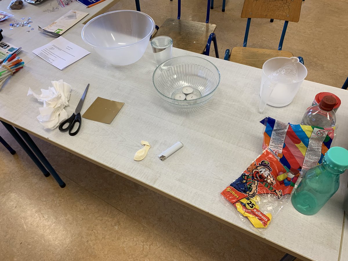 DrJohnODonoghue's tweet image. It was a nice change of pace this afternoon to provide a RSC #PrimaryScience CPD session for 4 rural schools in Laois (all less than 100 students &amp;amp; 5 teachers in total).  Lots of discussion &amp;amp; hands on activities. I came from a rural school myself,so I felt right at home #ChemEd