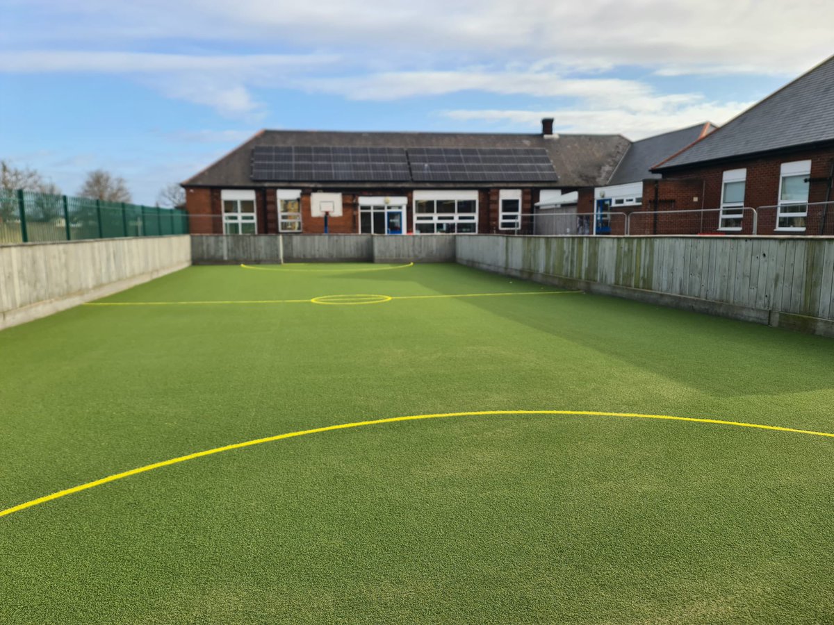 Nice sand dressed resurface completed in Middlesbrough this week. <a href="/SAPCA/">SAPCA</a> <a href="/SterlingTurf/">Sterling Turf</a> <a href="/BorderSportsLtd/">Border Sports</a> #muga #play