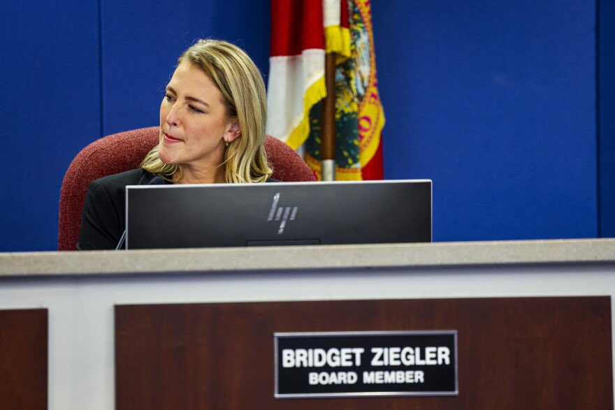 Bridget Ziegler is STILL on the Sarasota County School Board… please do me a BIG favor and tweet this rlly quickly: clicktotweet.com/yx46u