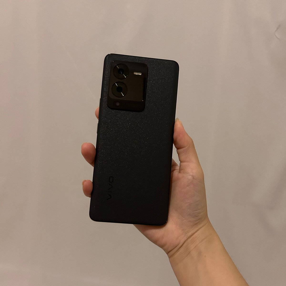 preloved_cilla's tweet image. Jual hp vivo v25 pro
Harga beli 8jt
Jual only 3.5jt bisa by 🍊 ya udah incl kepala charger &amp;amp; kabel

For details please DM
Dijual ASAP
#vivov25pro #hpsecond #zonauang