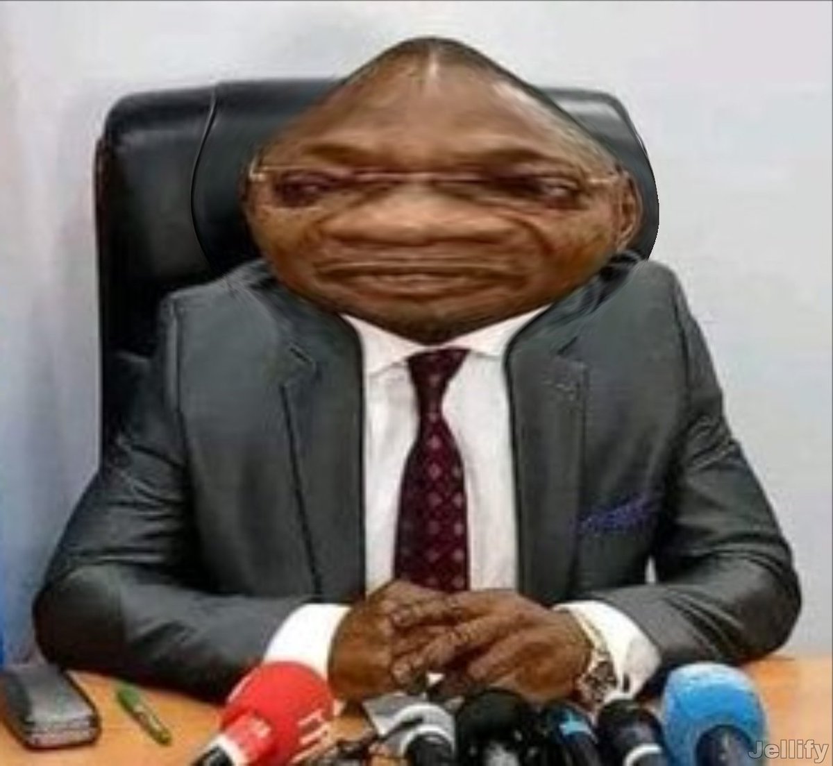 inlassable_p's tweet image. La personne qui vient de tuer @cherubain_okende pour la seconde fois est là 👇👇👇👇👇👇👇👇👇👇