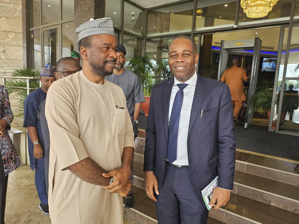 Developing and implementing strategic health reforms requires continuous stakeholder collaboration. Nice interacting with DG NHIS, Dr. Kelechi, at the Health Commissioner Conference. Together, a healthier tomorrow is possible. #HealthReform #StakeholderEngagement