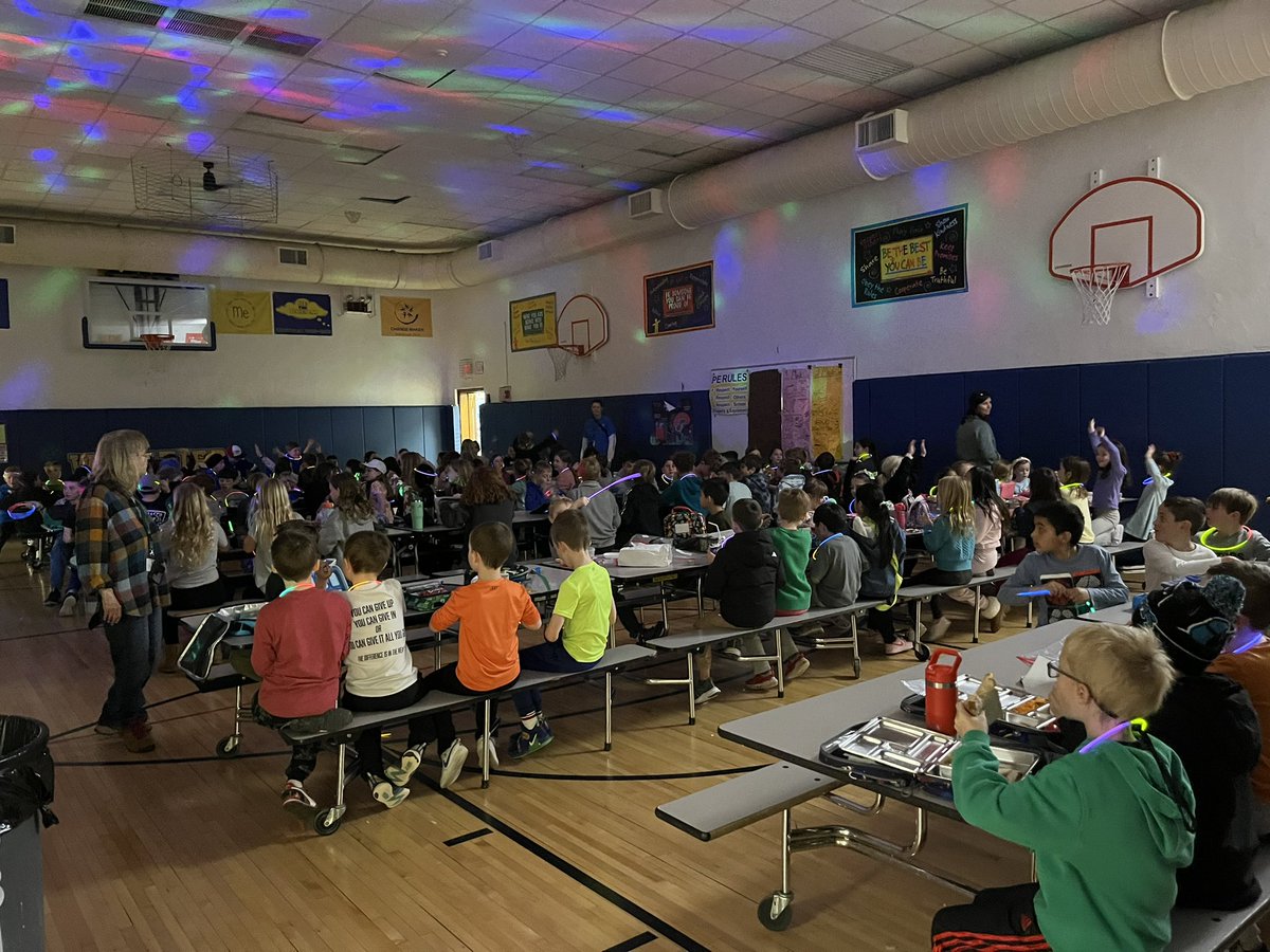 Whittier All School Reward Day on Leap Day - Glow Lunch! Students met their behavior expectation goal last month and earned a Glow Lunch with music. Awesome time at lunch today! Keep up the good work! #dg58pride #dg58learns