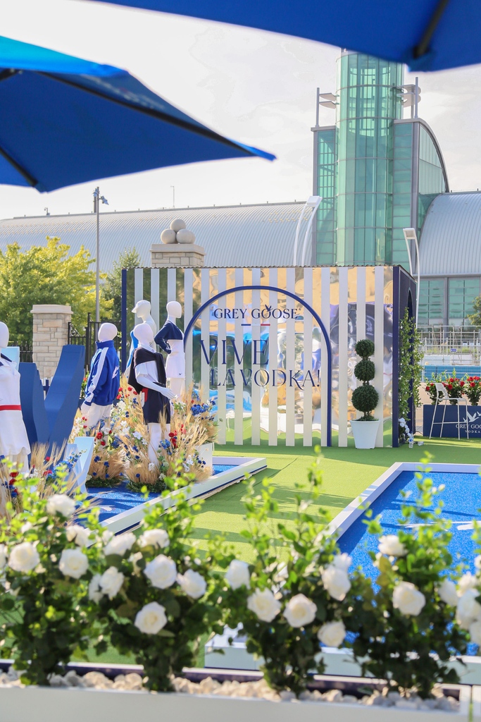 EATERTAINMENT tweet media