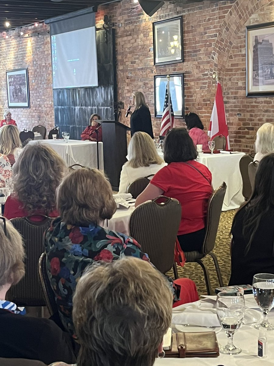 Had a wonderful time with the Alabama Federation of Republican Women today! It’s inspiring to see women from all across our state fighting for conservative values!