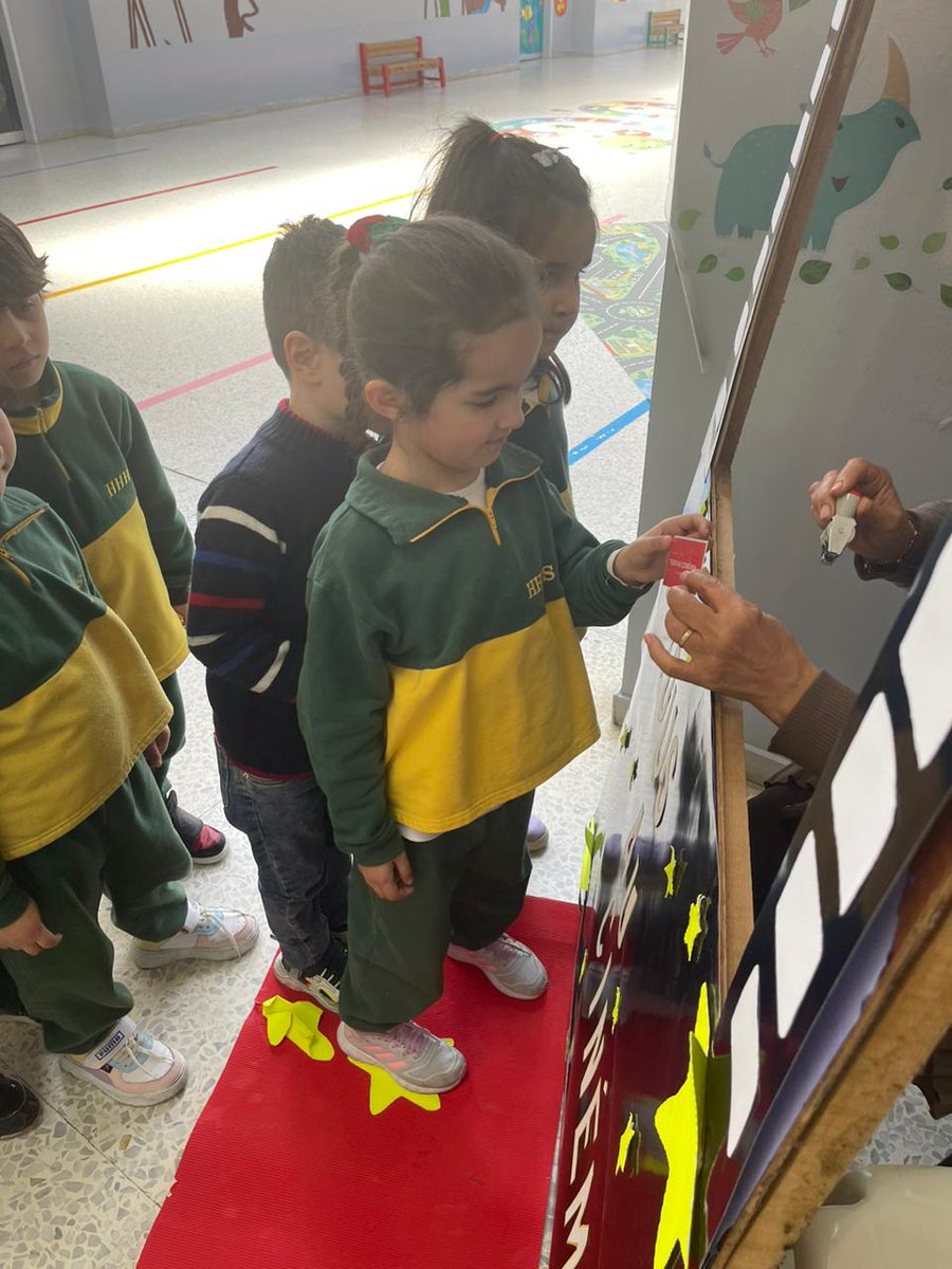 Tous au cinéma # Communication# Emotions# Curiosité#Département maternelle
<a href="/Hhhsinfo/">Houssam Hariri HS</a> <a href="/LinaMajzoub1/">Lina Majzoub</a> <a href="/sashgh/">Sasha Ghosn</a> <a href="/tbaassiri/">Tharwat Baassiri</a>