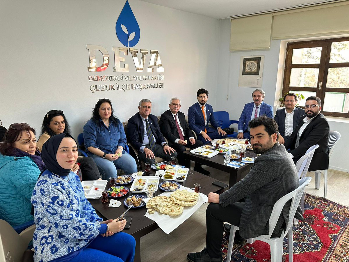 Ankara Büyükşehir Belediye Başkan Adayımız Celal Mümtaz Akıncı, Çubuk Belediye Başkanı Adayımız Muhammed Ali Sungur ve İl Başkan Vekilimiz Yılmaz Gürcüm ve Teşkilatımızla birlikte Çubuk’taydık.

Bizleri bağrına basan değerli Çubuklulara teşekkürlerimizle…

Alem Buysa, DEVA