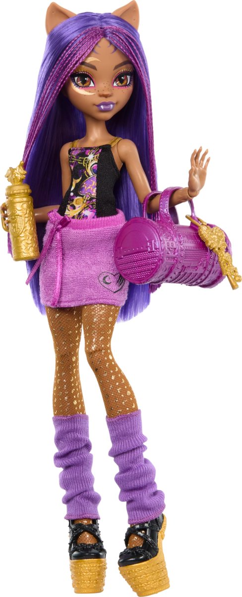 SeeingMount's tweet photo. Any room for one more...the first Clawdeen with (Partial) braids will stop the show alongside the rest of SS4 lineup later this spring.

She is exclusive to Target in the United States https://t.co/DMqjIo4cTb