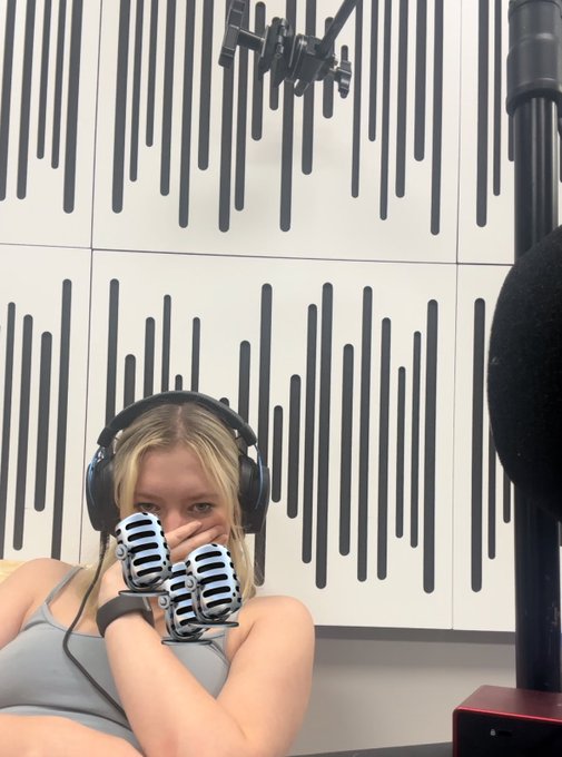 cooked in the stu today ask me if it went well https://t.co/KweU8sJ53L