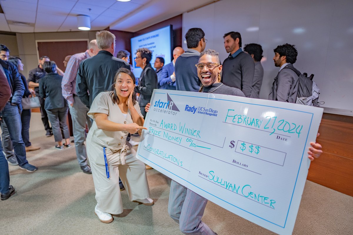 Thank you to everyone that joined us for StartR Demo Day this past Tuesday, February 27! Great job to the six presenting teams and congratulations to the winners! First Place: Wild Genomics Second Place: Boba Brain Third Place: Advector Solutions Audience Choice: 5D Publishing