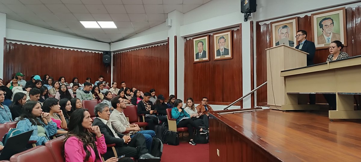 ¡Excelente noticia!   La Comisión académica de carrera de la Facultad de Psicología, con la participación de estudiantes de sexto y octavo ciclo, realizó la inducción para la práctica preprofesional de servicio comunitario, y laboral en contextos educativos.
 #Psicología