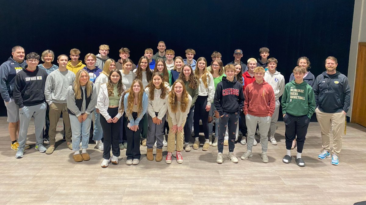 ETCSD's tweet photo. Last week our Trojan Athletic Council had the honor of hosting a discussion with Celtics NBA Player, Sam Hauser, and Mary Hauser (Dodge) on Student-Athlete Development. 🤩 
#ETlearningignitED https://t.co/McSCV8ir9w