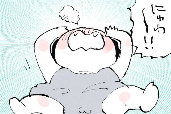 🐱キラキラにゃんこ生活
この後ちゃんと布団の中に入れてあげた😂 