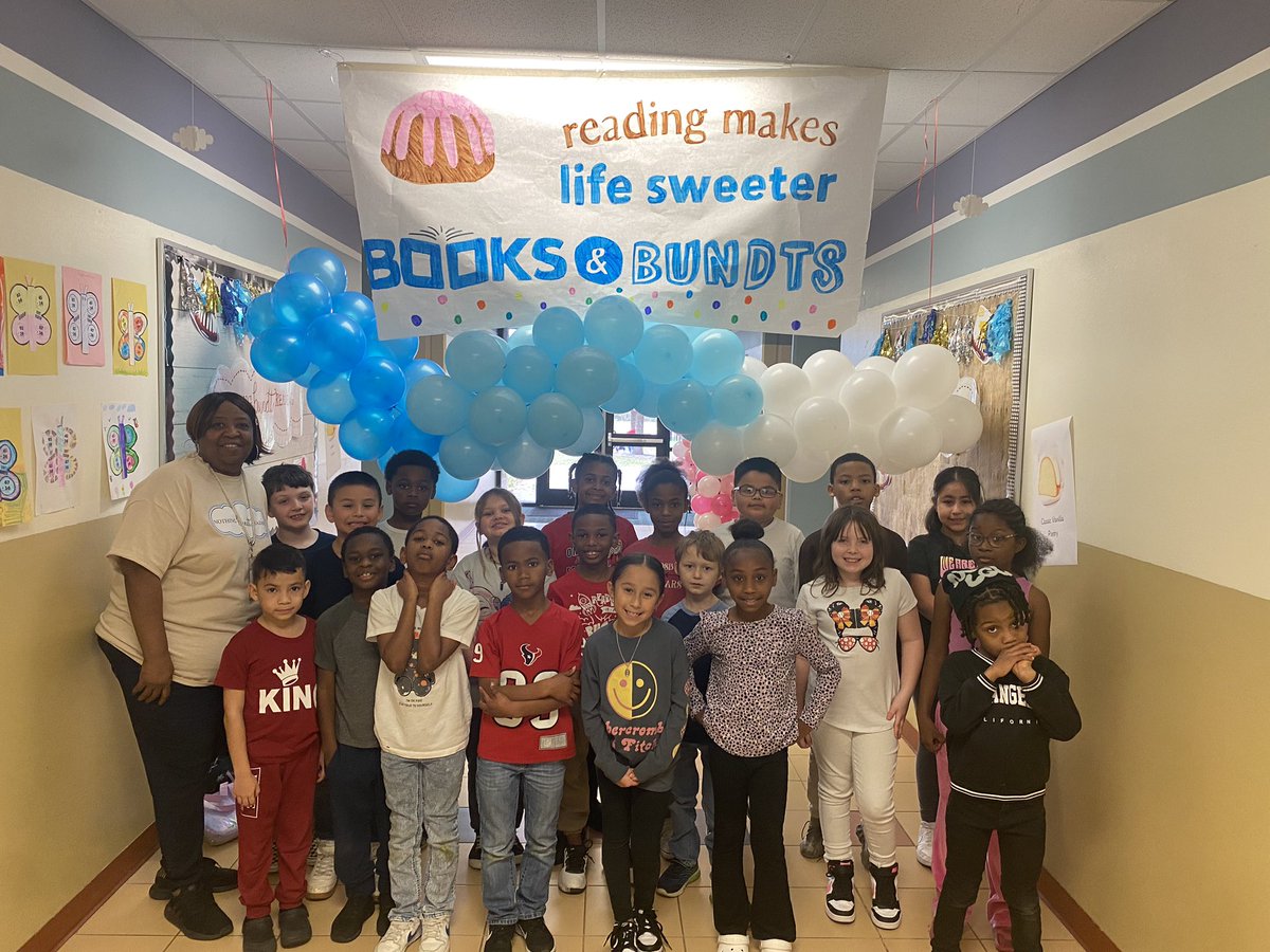 Today was a big success!
Read Across America ❤️
Nothing Bundt Reading❤️
<a href="/C_Tisdom/">Christy Tisdom</a> <a href="/tarabrogers/">Tara Rogers</a> <a href="/CharlesRDrewES/">Drew Elementary</a> <a href="/CrosbyISD/">Crosby ISD</a>