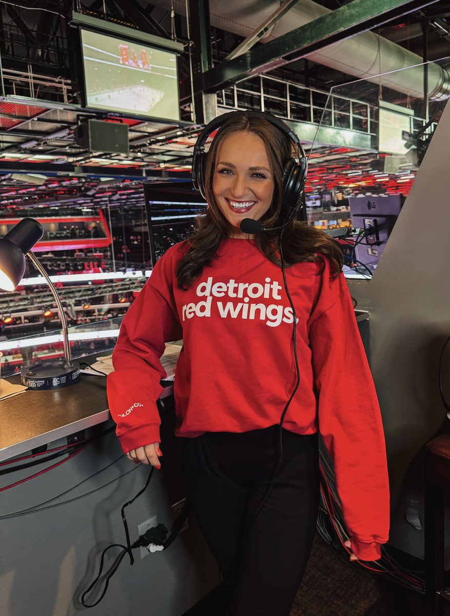 Daniella Bruce (@daniellabruce_) on Twitter photo Reppinβ my <a href="/DetroitRedWings/">Detroit Red Wings</a> x Kiloh & Co tonight!! More info on how you can get your pieces from this collection on their instagram!! #LGRW
instagram.com/kilohandco?igsβ¦ Reppinβ my <a href="/DetroitRedWings/">Detroit Red Wings</a> x Kiloh & Co tonight!! More info on how you can get your pieces from this collection on their instagram!! #LGRW
instagram.com/kilohandco?igsβ¦