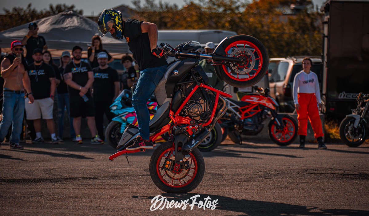 Clutching it up at the prison break!