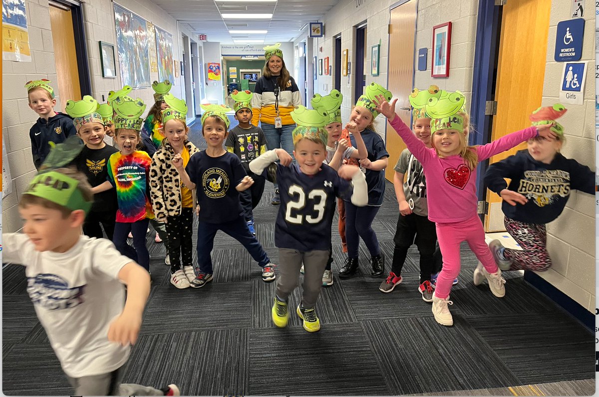 WM_Saline's tweet photo. We leapt into Leap Day thanks to our wonderful PTA! #sascompass #wmlearn https://t.co/QQMbuXb6Ot