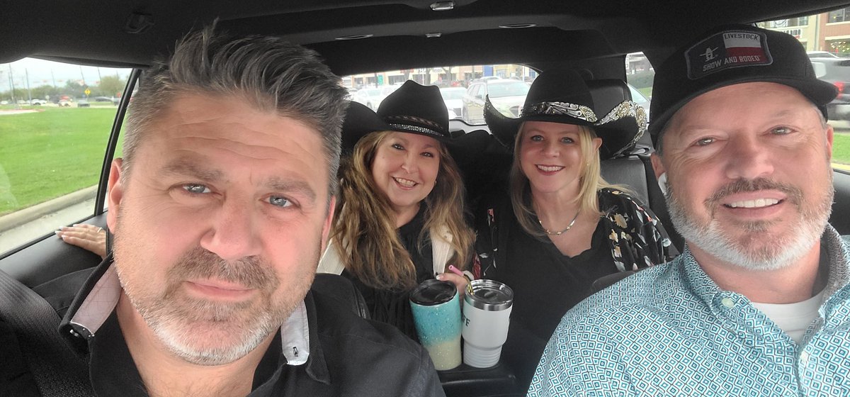 PSTXTwit's tweet photo. #RODEOHOUSTON https://t.co/cXRcEKC3na