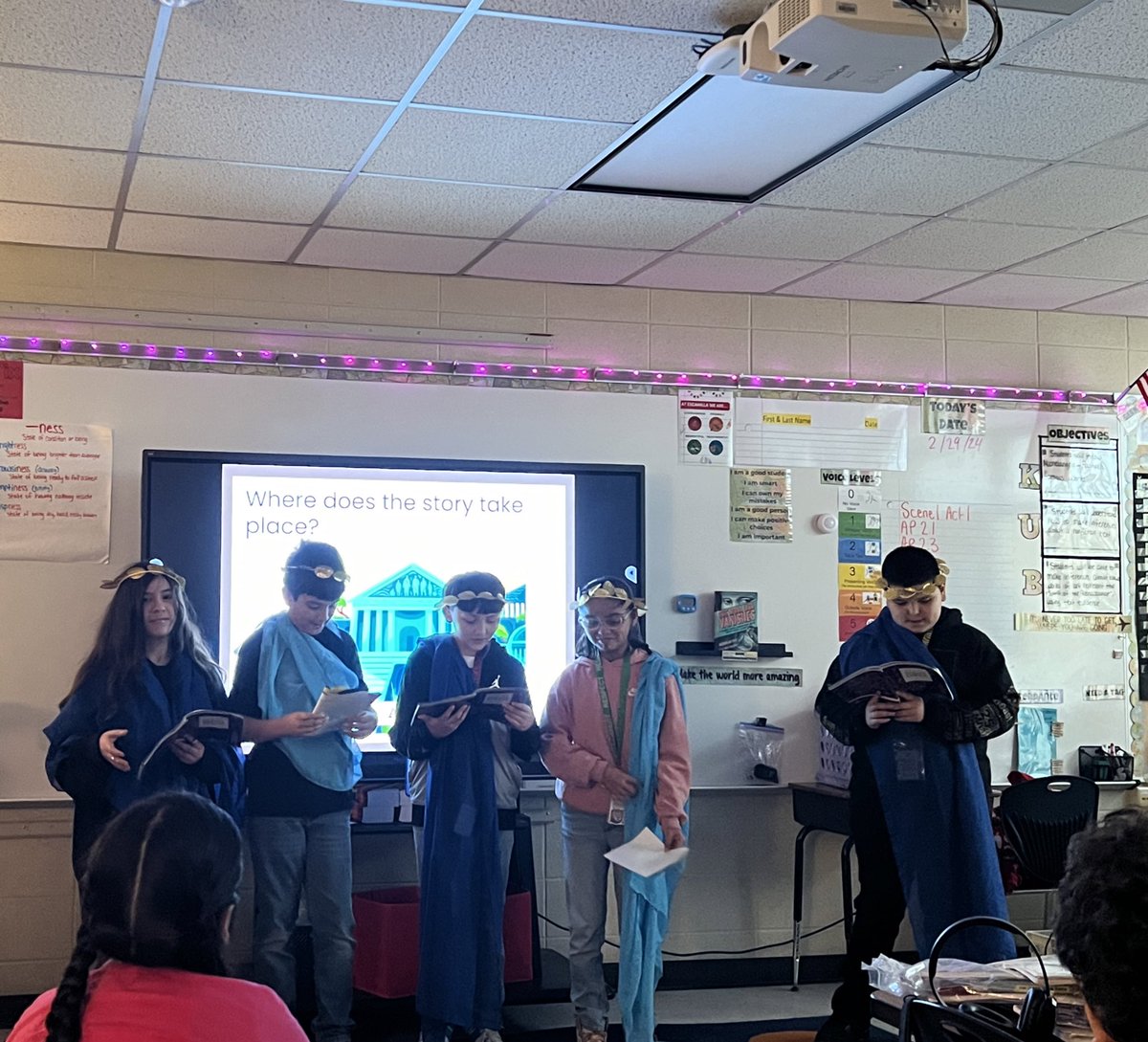 MsDelaney504's tweet photo. Athenians took over today! A Midsummer Night’s Dream is in full swing! @Escamilla_AISD @BMElifritzT #myaldine https://t.co/IzmzQHpPaF
