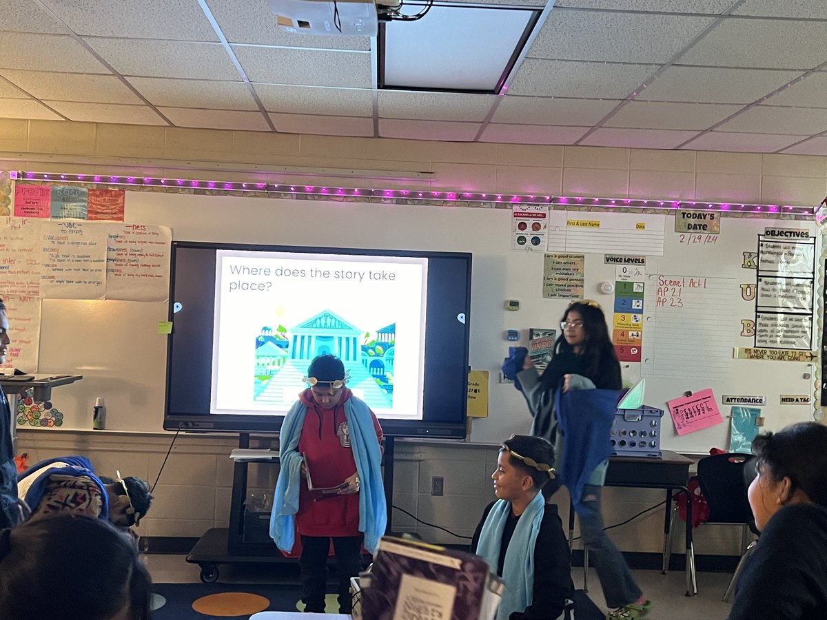 Athenians took over today! A Midsummer Night’s Dream is in full swing! <a href="/Escamilla_AISD/">Escamilla Elementary School</a> <a href="/BMElifritzT/">Bobbie Taylor</a> #myaldine