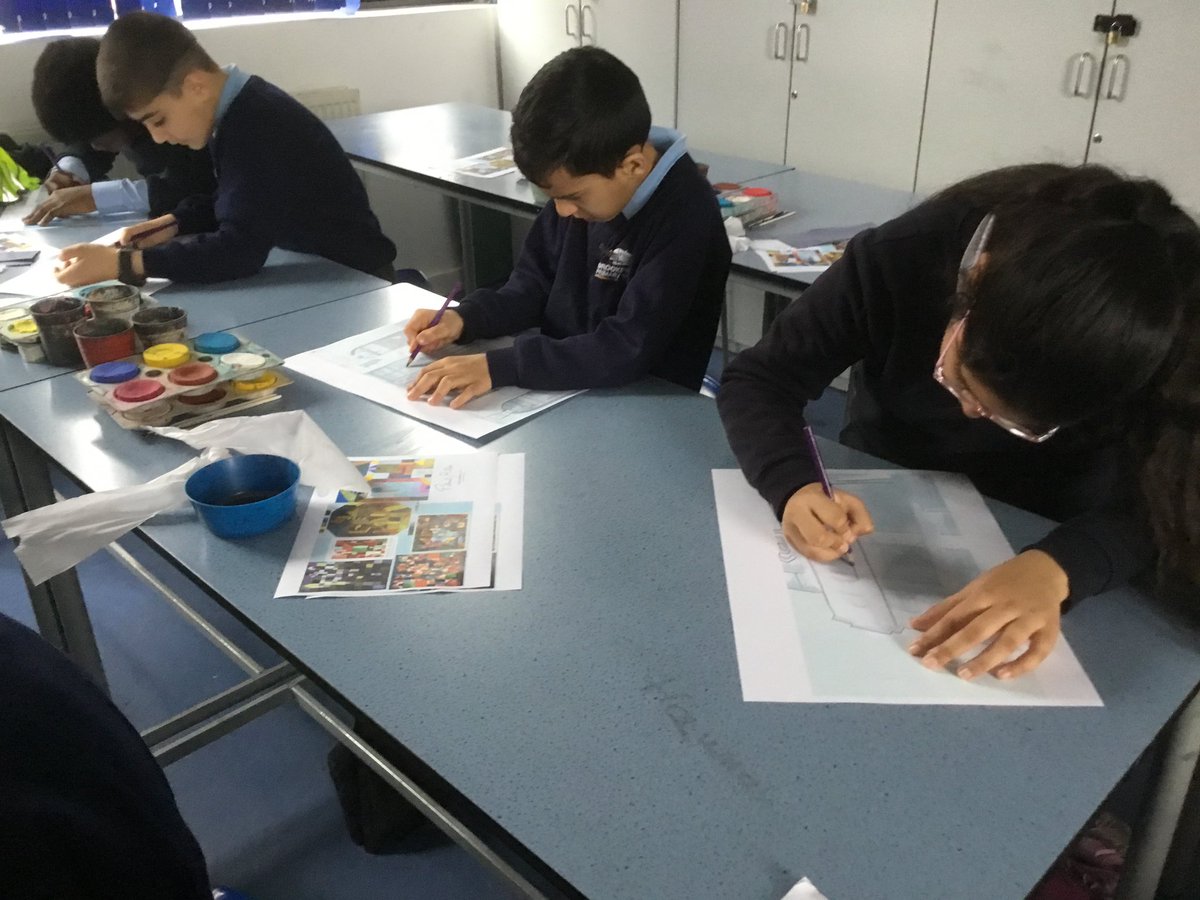 BrookfieldsPri1's tweet image. A big thank you to Mr Sprintall for inviting our Year 5 children to @COREJQAcademy today. They really enjoyed taking part in both art and science lessons! #locallinks #partnership #teambrookfields #WeAreCreate @leanne_mahony