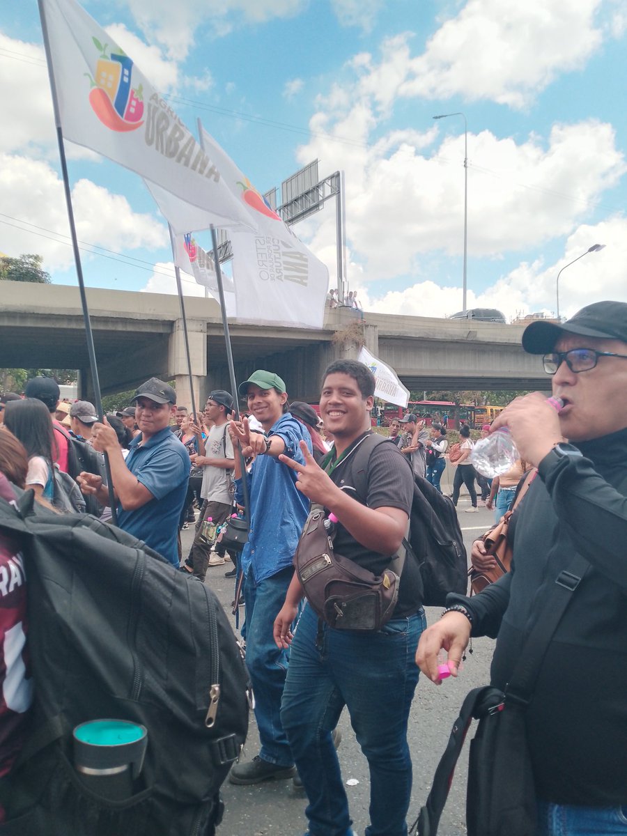 Corpoagrourbana's tweet photo. #29Febr
Se conmemoran 20 años del discurso pronunciado antiimperialista de nuestro comandante Hugo Chávez.
#VenezuelaAntiimperialista https://t.co/UTQPgmWQau