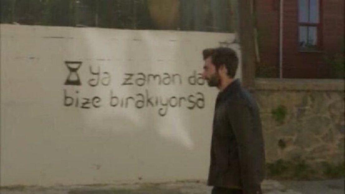 'Ya zaman da bize bırakıyorsa..' (Poyraz Karayel)