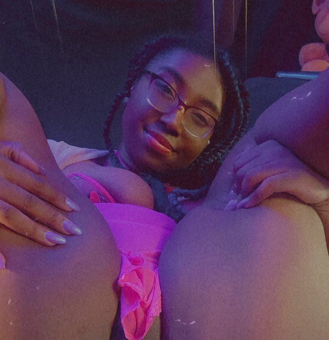 Welcome home https://t.co/0kTb4NkCfL<a href="/tag/nsfwaudio"class="tags"><span>#nsfwaudio</span></a><a href="/tag/nsfwtw"class="tags"><span>#nsfwtw</span></a>