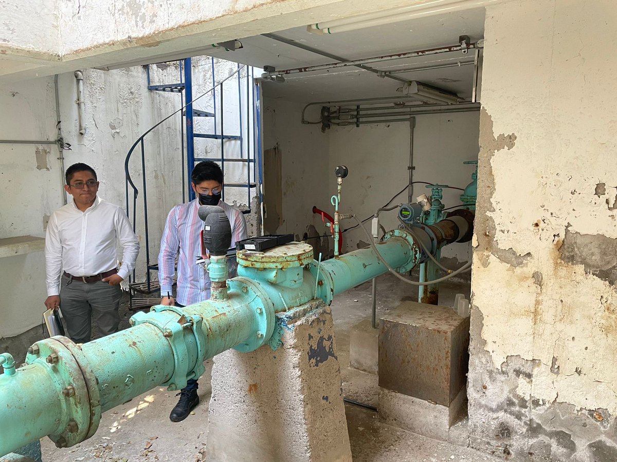 Cmunicipios1's tweet photo. El día de ayer, funcionarios de la @CONUEE_mx  y
@SacmexCDMX  realizaron visitas técnicas a los sitios de extracción de agua de la Ciudad de México, para conocer el desempeño energético e identificar medidas de #EficienciaEnergética aplicables. https://t.co/wo0SBw25Sb