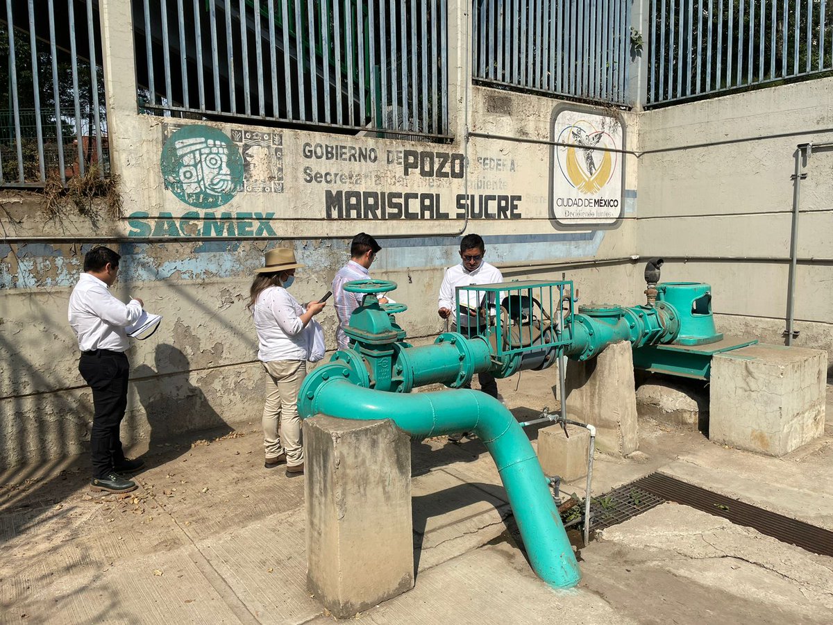 Cmunicipios1's tweet photo. El día de ayer, funcionarios de la @CONUEE_mx  y
@SacmexCDMX  realizaron visitas técnicas a los sitios de extracción de agua de la Ciudad de México, para conocer el desempeño energético e identificar medidas de #EficienciaEnergética aplicables. https://t.co/wo0SBw25Sb