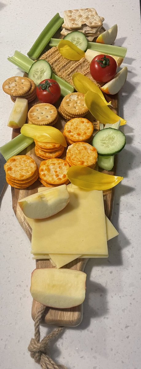Impressive sharing platter created by Zachary Heeson, Yr 7. 
♥️
<a href="/BbgYear7/">BBGYear7</a>