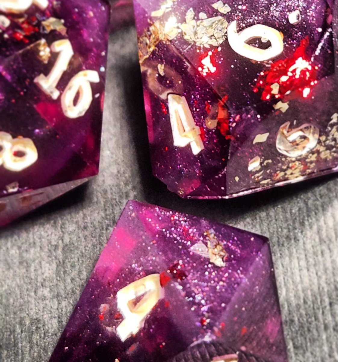 privispotions's tweet photo. The Raiden Shogun inspired set is finished and in the shop! C:

Honestly these pictures don't to them justice, I'm so happy with how they came out! 
#dnd #ttrpg #ttrpgrising #ttrpgcommunity #dicemaker #handmadedice https://t.co/JQsn1o2922