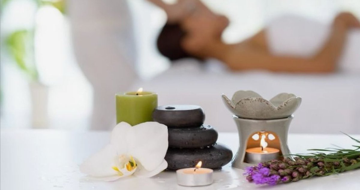 PURITYSPA1's tweet photo. In a world full of chaos, find your oasis on our massage table.

#massage #spa #body #relax https://t.co/MjUoQ6A2kV