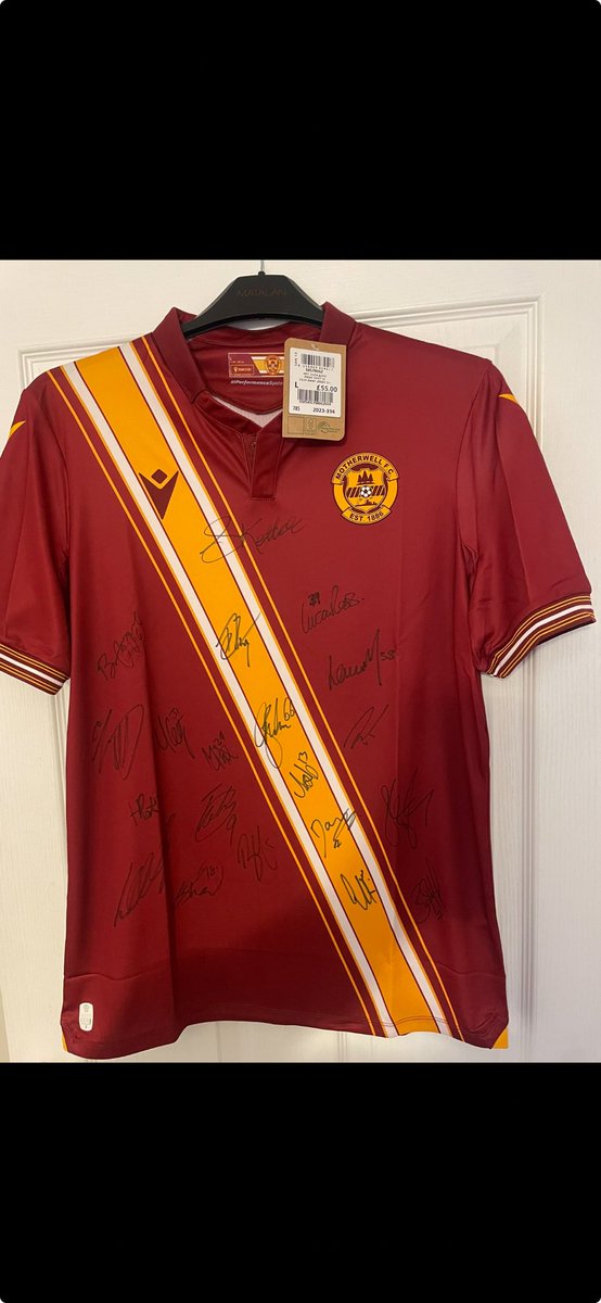⁦@CPfootball_SCO⁩ a signed Motherwell top up for grabs help the cause please if you can 🏴󠁧󠁢󠁳󠁣󠁴󠁿