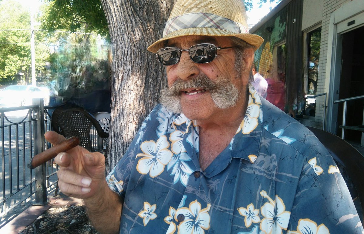 Hi <a href="/BarnyIA/">Barny Haines</a>, I am leaving Twitter. Here's one last Uncle Jimmy pic. Keep on keepin' on!