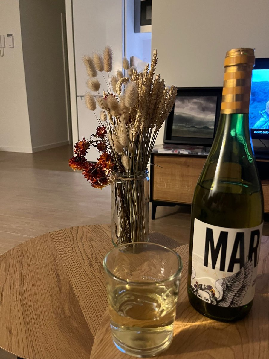 RebecaCarra's tweet photo. Me lo merezco 🥳😂#haydiasydias https://t.co/CF4jMBkwoJ