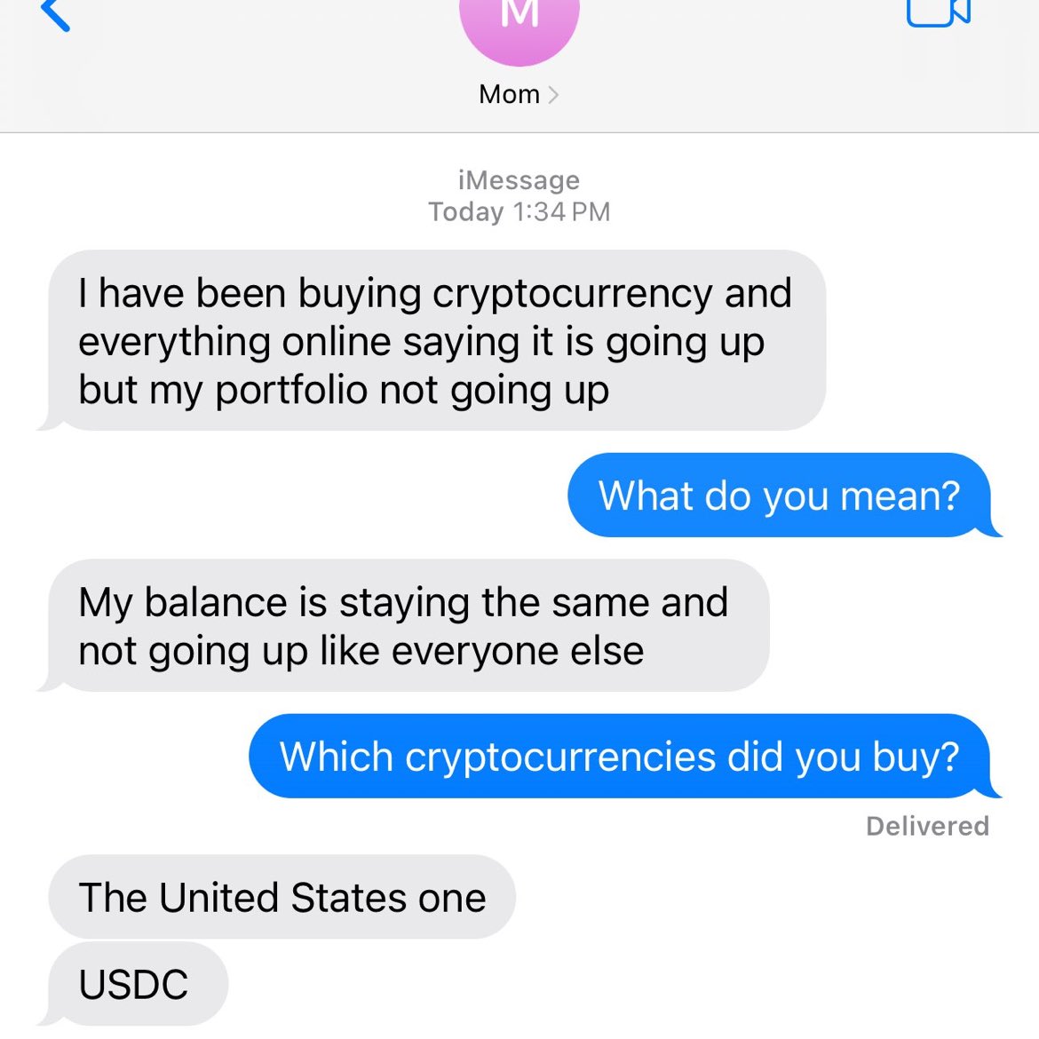 AutismCapital's tweet image. Hilarious 😂 Who’s mom is this? 💀