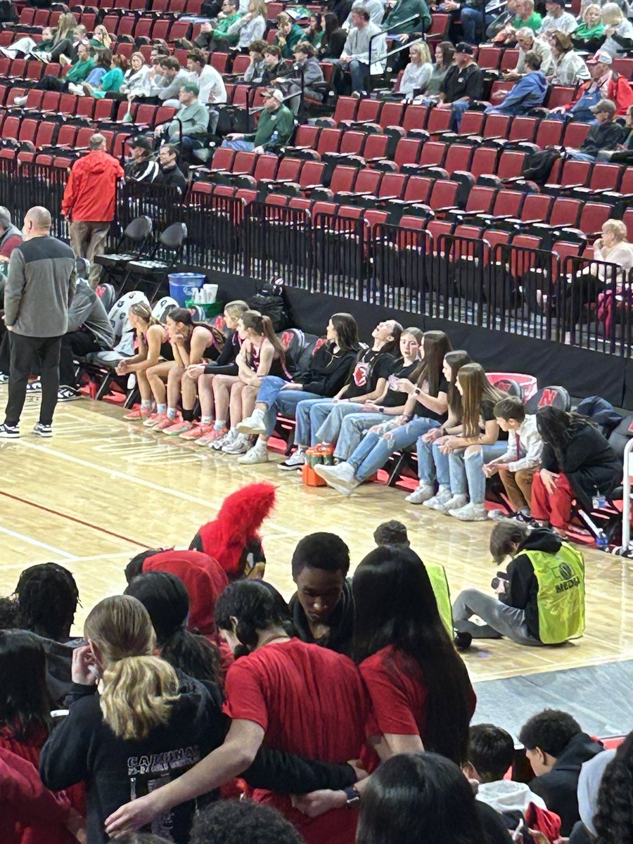 Not the outcome we wanted but proud of the season <a href="/SSCLadyCards/">SSC Lady Cards Bball</a> had and thanks to all the students who traveled down to Lincoln to represent!
#CardPride