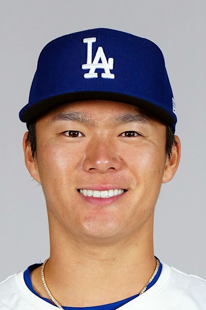 sekai_yakyu_828's tweet photo. MLB ソウル開幕戦
"史上初"となる日本人開幕投手対決！？

ドジャース 山本由伸
パドレス ダルビッシュ有

双方ともに韓国での登板に向けて調整中
それぞれ開幕投手を担う可能性

「日本人ピッチャーがMLBの開幕戦で対決」
これが実現すれば、もちろん史上初 https://t.co/a39NNr6P9Z