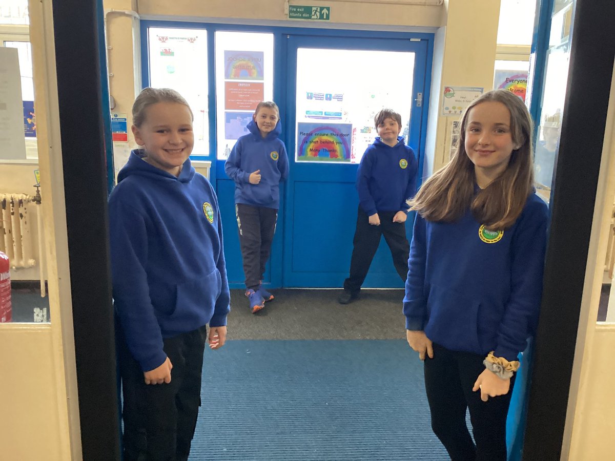 CrynalltPrimary's tweet photo. A wonderful Welsh Coffee Morning hosted by #Cryp5 this morning. All of the children worked so hard to welcome everyone, serve cakes, clear tables and even do the washing up! We are so proud of them. Da iawn! #CrypCreativeEnterprising #CrypCapableAmbitious #CrypHealthyConfident https://t.co/z82Ktqqvul