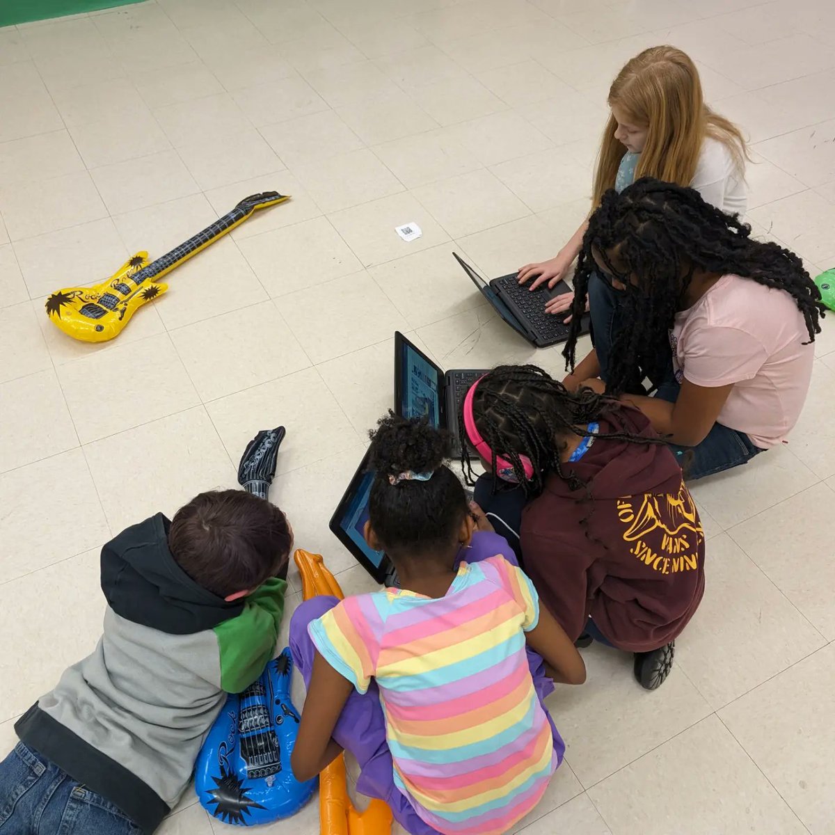 TESRockfish's tweet image. Our Odyssey of the Mind Groups are working hard to prepare for their competition soon. #TES #Rockfish #UnleashingExcellence