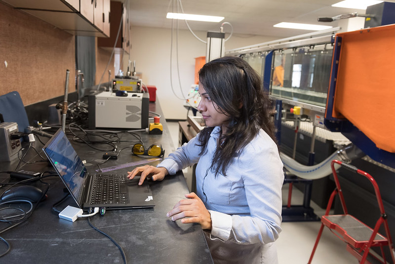 The Women in Science (WiSCI) Network's symposium is back and bigger than ever! 👩‍🔬🔬 Join us March 6-7 for insightful discussions on tackling cancer and an interactive day of STEAM activities with local students. Register to attend: col.st/W4QcT