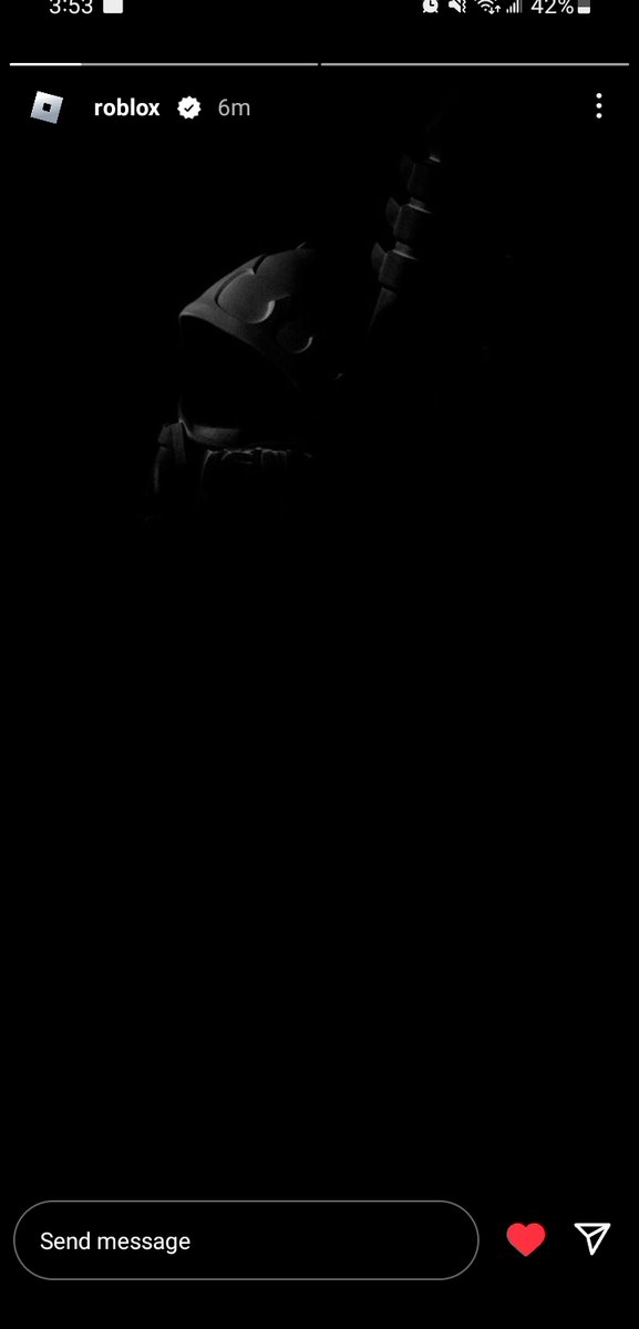 SwiftCreateZ's tweet image. Is this related to the new button coming on Roblox called "The Hunt"? Roblox posted this on their Instagram story.  @SharkBloxYT @Chaseroony @chizeled_