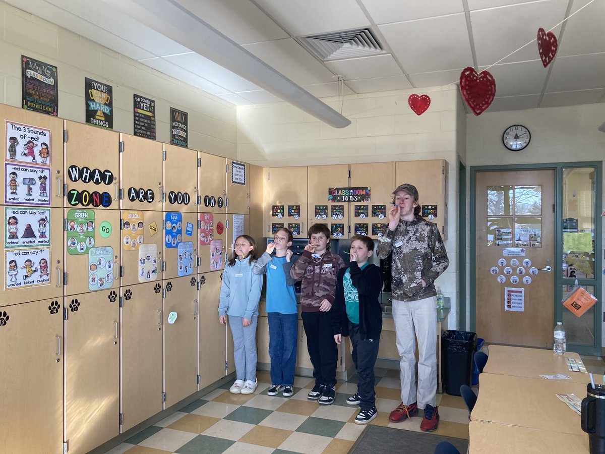pinestreetelem's tweet photo. How far did your frog leap? @PalmyraSchools #ThisIsPine #happyleapday https://t.co/G0xR1FeOU6