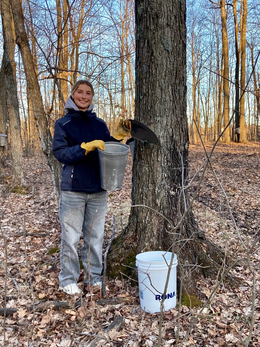With the warm weather, Rotarians and friends headed to the Robinson Sugar Shack, collecting sap from the trees to turn it into maple syrup!

Pictured are Mike Wilson and our Rotary Youth Exchange student, Karen.
#rotaryclubofkingston
#kingstonrotary
#rotaryinkingston
#maplesyrup