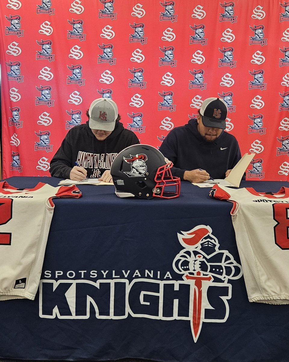 Congratulations to our 2023 team captains @Mason_Ch12 and @Jefferson_Paz8 for their commitments to continue their education and football careers. @HSC__FOOTBALL is getting two great young men! #ToughestOn208 ⚔️🛡🏈 @FLSVarsity @SteveDeShazo1 @Athletes540