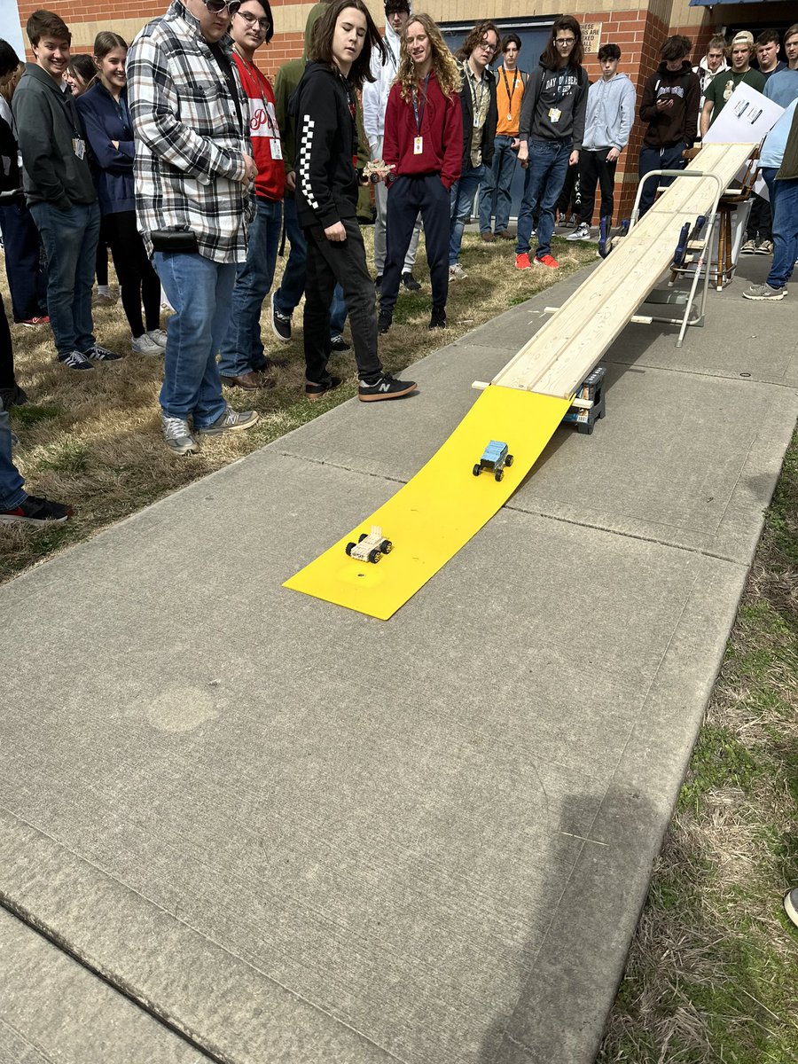 WVHS STEM ACADEMY tweet media