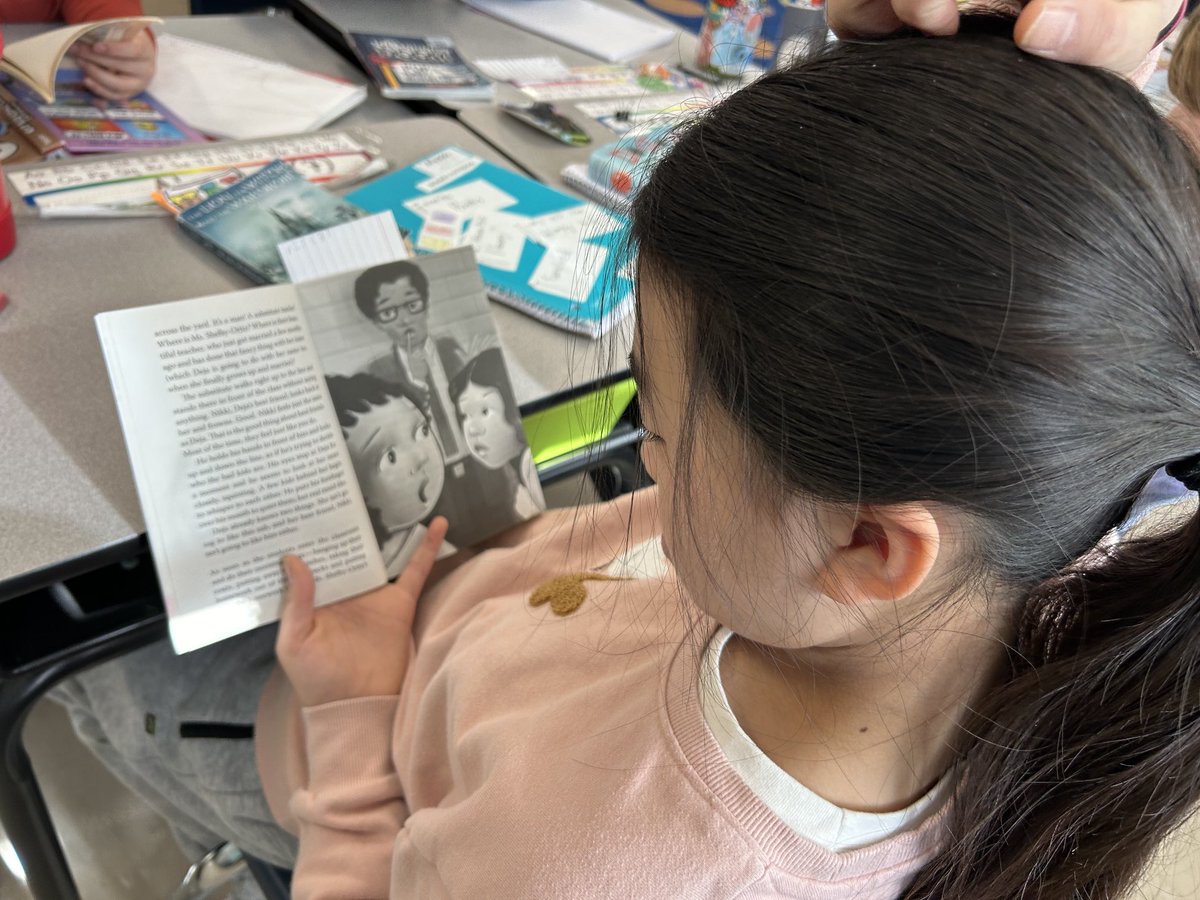 LPSLiteracyK5's tweet photo. 3rd graders immersed in complex, grade-level texts of their choice! Ask them what they are thinking about as they read—they will share their best thinking! 💭 #readingisthinking @BowmanLexPTO @slsmithkelly @SSEpereads @lexingtonsuper https://t.co/x8ceoP87CZ