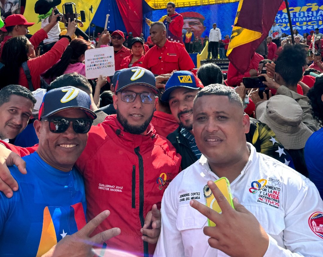 ¡Bastantes cojones hay aquí, bastante fuerza, bastante pueblo! 

#VenezuelaAntiimperialista